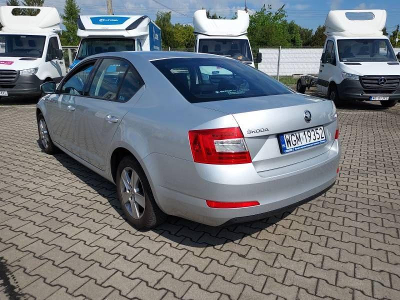 SKODA OCTAVIA SEDAN - Coche: foto 4 SKODA OCTAVIA SEDAN - Coche: foto 4