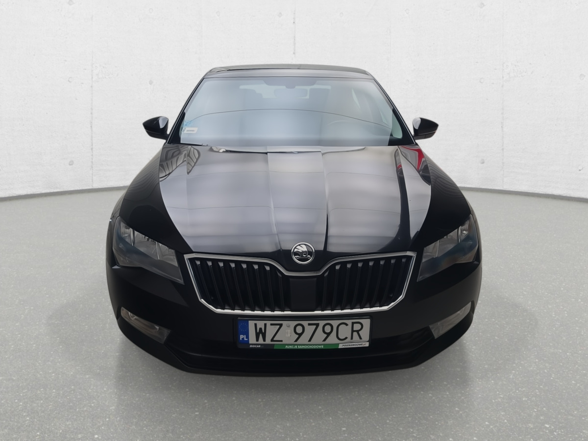 SKODA SUPERB LIFTBACK - Coche: foto 4 SKODA SUPERB LIFTBACK - Coche: foto 4