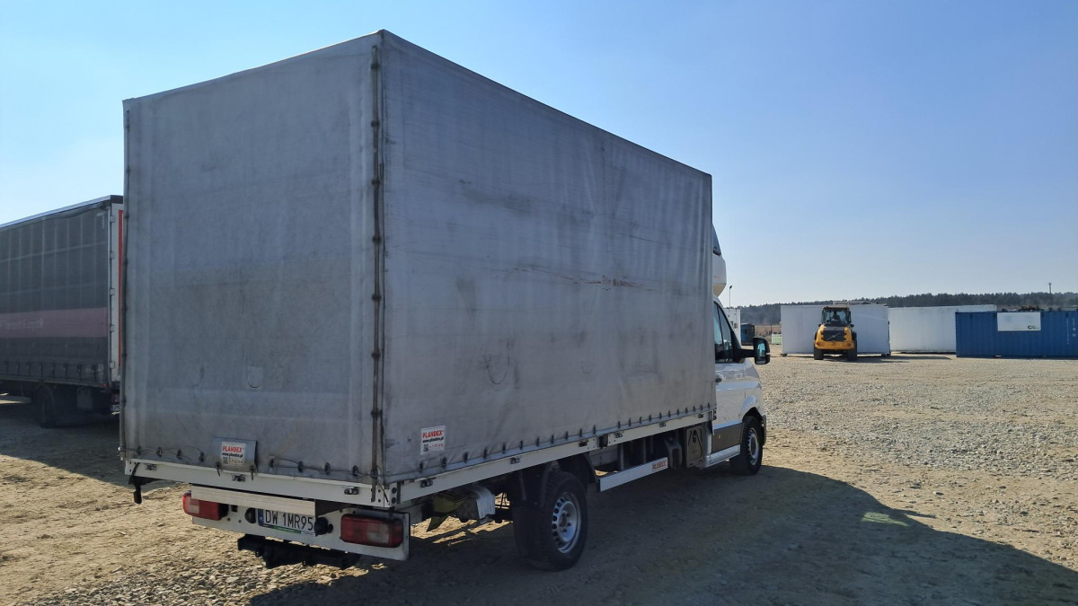 VOLKSWAGEN CRAFTER PLANDEKA - Furgoneta con caja de lona: foto 5 VOLKSWAGEN CRAFTER PLANDEKA - Furgoneta con caja de lona: foto 5