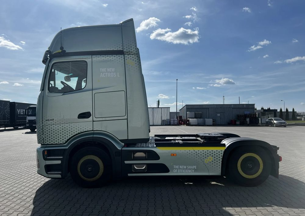 Mercedes-Benz Actros 1848 LS - Cabeza tractora: foto 3 Mercedes-Benz Actros 1848 LS - Cabeza tractora: foto 3