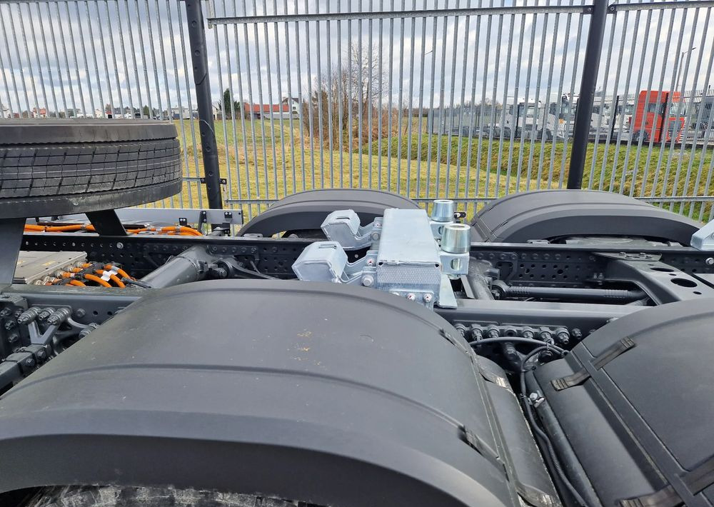 Mercedes-Benz eActros 400 6x2 BDF Elektryczny - Camión portacontenedore/ Intercambiable, Camión eléctrico: foto 5 Mercedes-Benz eActros 400 6x2 BDF Elektryczny - Camión portacontenedore/ Intercambiable, Camión eléctrico: foto 5