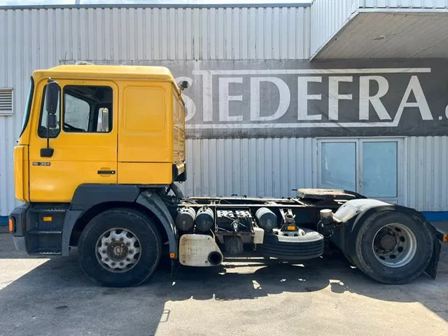 MAN 19.364 F2000 , Belgium Truck , ZF Manual , Euro 2 - Cabeza tractora: foto 2 MAN 19.364 F2000 , Belgium Truck , ZF Manual , Euro 2 - Cabeza tractora: foto 2