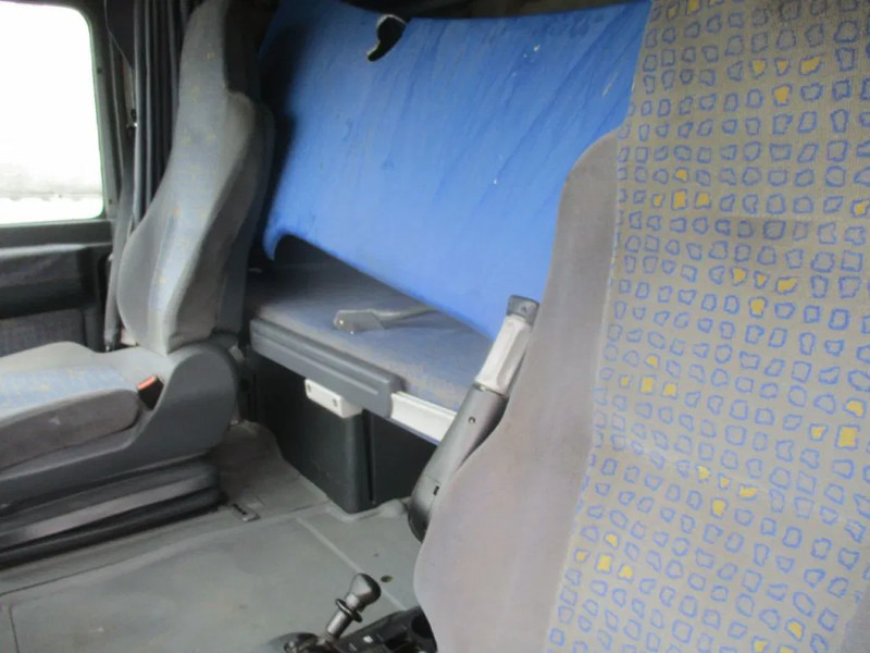 Cabeza tractora MAN TGA , FOR PARTS ONLY , NO ENGINE AND GEARBOX: foto 14 Cabeza tractora MAN TGA , FOR PARTS ONLY , NO ENGINE AND GEARBOX: foto 14