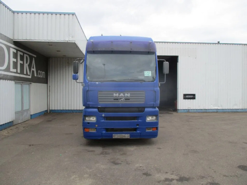 Cabeza tractora MAN TGA , FOR PARTS ONLY , NO ENGINE AND GEARBOX: foto 6 Cabeza tractora MAN TGA , FOR PARTS ONLY , NO ENGINE AND GEARBOX: foto 6
