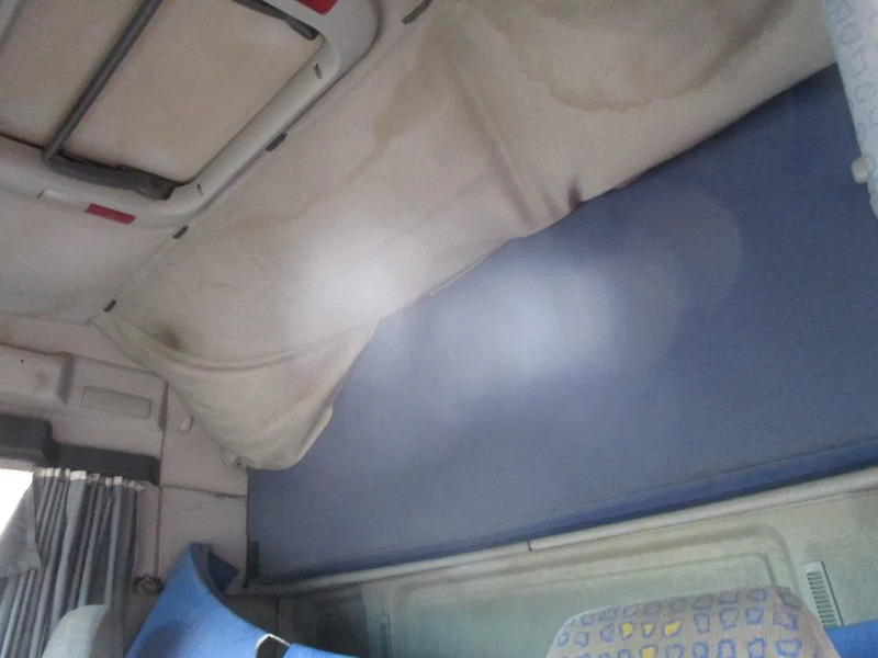 Cabeza tractora MAN TGA , FOR PARTS ONLY , NO ENGINE AND GEARBOX: foto 15 Cabeza tractora MAN TGA , FOR PARTS ONLY , NO ENGINE AND GEARBOX: foto 15