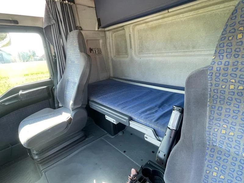 Cabeza tractora MAN TGA , FOR PARTS ONLY , NO ENGINE AND GEARBOX: foto 13 Cabeza tractora MAN TGA , FOR PARTS ONLY , NO ENGINE AND GEARBOX: foto 13