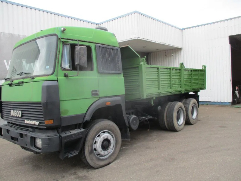 Iveco Turbostar 360 , V8 , 6x4 , Watercooling , Tipper , Spring Susp. - Camión volquete: foto 3 Iveco Turbostar 360 , V8 , 6x4 , Watercooling , Tipper , Spring Susp. - Camión volquete: foto 3