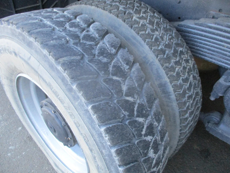Camión volquete MAN 35.414 , 8x4 , ZF Manual , EURO 3 , 3 way tipper , Spring suspension: foto 18