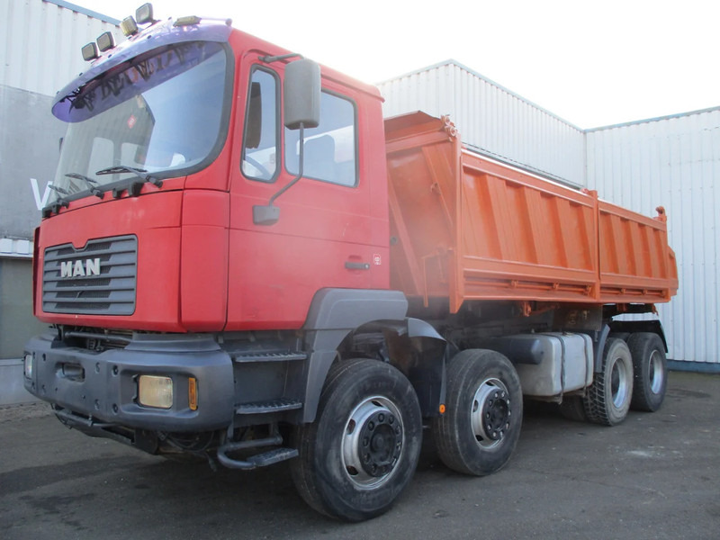 Camión volquete MAN 35.414 , 8x4 , ZF Manual , EURO 3 , 3 way tipper , Spring suspension: foto 8