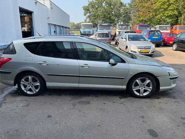 Peugeot 407 SW , 3.0 - V6 , Automatic , Leather , Navi , Export - Coche: foto 5 Peugeot 407 SW , 3.0 - V6 , Automatic , Leather , Navi , Export - Coche: foto 5