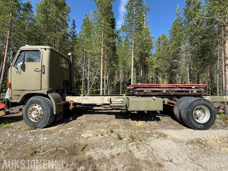 1900 Volvo F88 lastebil uten påbygg - Camión chasis: foto 3 1900 Volvo F88 lastebil uten påbygg - Camión chasis: foto 3