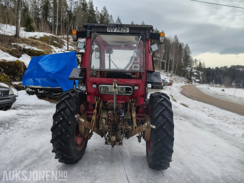 1979 Zetor 5745 4x4 Traktor m/Skuffe og Pallegafler – MVA-fri - Tractor: foto 4 1979 Zetor 5745 4x4 Traktor m/Skuffe og Pallegafler – MVA-fri - Tractor: foto 4