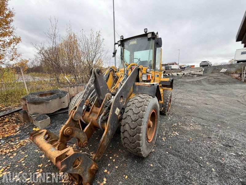 1994 Volvo L70B Hjullaster - Skuff - HK - 16812T - Cargadora de ruedas: foto 1 1994 Volvo L70B Hjullaster - Skuff - HK - 16812T - Cargadora de ruedas: foto 1
