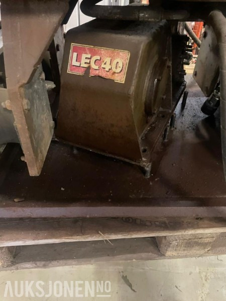 1996 Ess Verk LEC40 - Vibroplate til gravemaskin med S-60 feste. - Rodillo: foto 5 1996 Ess Verk LEC40 - Vibroplate til gravemaskin med S-60 feste. - Rodillo: foto 5