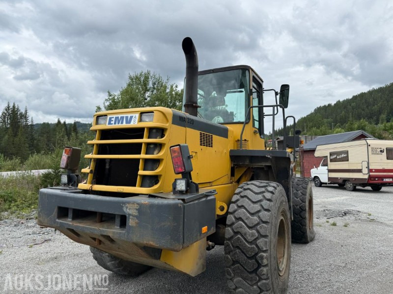 1997 Komatsu WA320-3H hjullaster - Cargadora de ruedas: foto 3 1997 Komatsu WA320-3H hjullaster - Cargadora de ruedas: foto 3