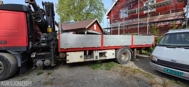 1999 Volvo FM7 42R 4X2 Reparasjonsobjekt Hiab 195-4 - Camión grúa: foto 4 1999 Volvo FM7 42R 4X2 Reparasjonsobjekt Hiab 195-4 - Camión grúa: foto 4