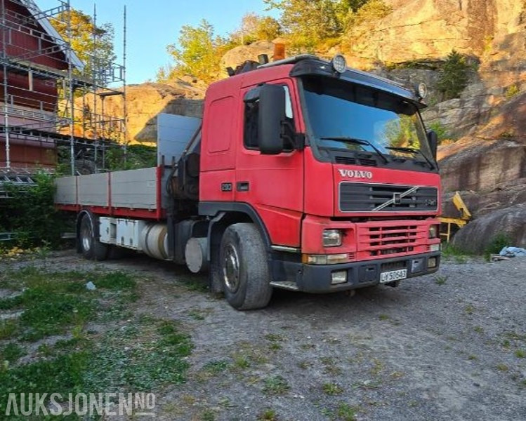 1999 Volvo FM7 42R 4X2 Reparasjonsobjekt Hiab 195-4 - Camión grúa: foto 2 1999 Volvo FM7 42R 4X2 Reparasjonsobjekt Hiab 195-4 - Camión grúa: foto 2