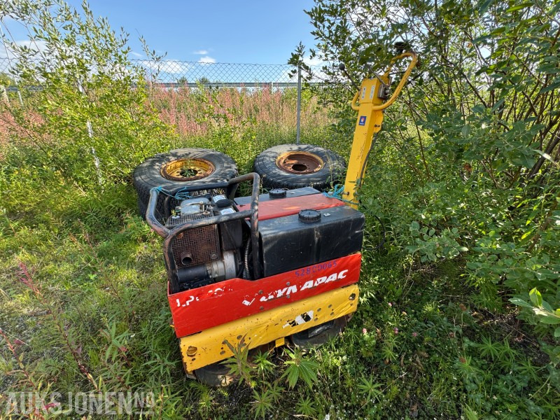 2000 Dynapac LP650H Komprimator / vibroplate - Rodillo: foto 2 2000 Dynapac LP650H Komprimator / vibroplate - Rodillo: foto 2