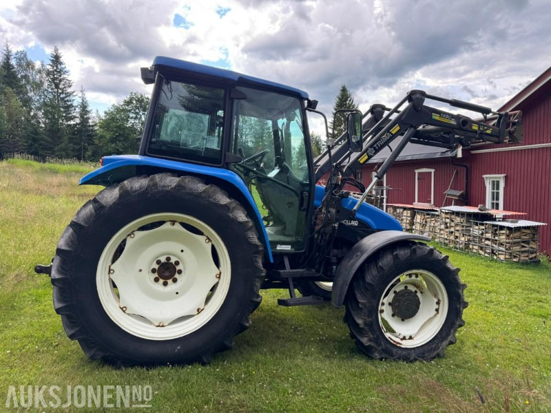 2001 New Holland TL80 traktor med laster. - Tractor: foto 4 2001 New Holland TL80 traktor med laster. - Tractor: foto 4