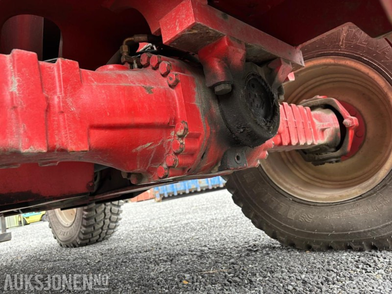 2002 Manitou MT845 SLT Turbo teleskoptruck - Manipulador telescópico: foto 5 2002 Manitou MT845 SLT Turbo teleskoptruck - Manipulador telescópico: foto 5
