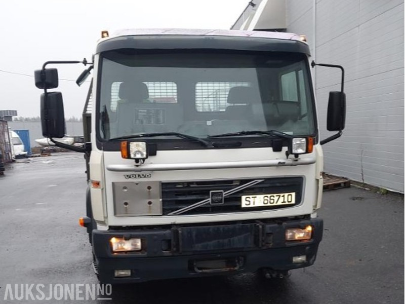 2002 Volvo FL 4x2 Tippbil Retarder, Hydraulikk, Brøyteplate - Camión volquete: foto 3 2002 Volvo FL 4x2 Tippbil Retarder, Hydraulikk, Brøyteplate - Camión volquete: foto 3