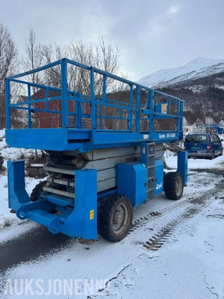 2005 Genie 4390 SAKSLIFT - 3878 Timer - Plataforma elevadora: foto 2 2005 Genie 4390 SAKSLIFT - 3878 Timer - Plataforma elevadora: foto 2