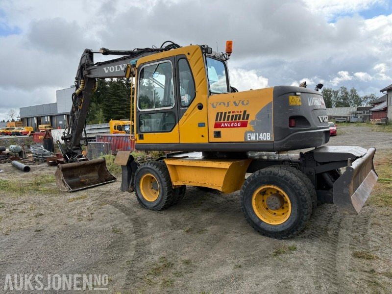 2006 Volvo EW140B Hjulgraver m/pallegaffel og skuff - Steelwrist tiltrotator. - Excavadora: foto 5 2006 Volvo EW140B Hjulgraver m/pallegaffel og skuff - Steelwrist tiltrotator. - Excavadora: foto 5