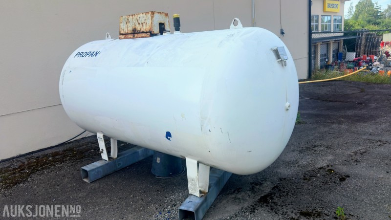 2007 Propantank 2.7 m³ Stasjonær - Equipo de construcción: foto 2 2007 Propantank 2.7 m³ Stasjonær - Equipo de construcción: foto 2