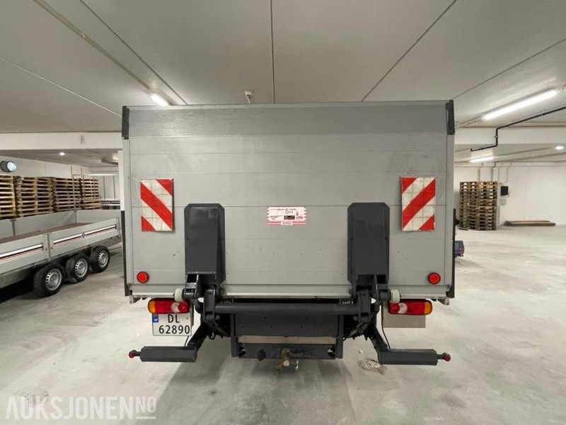 2007 RENAULT MIDLUM LASTEBIL - PLANBIL MED LIFT. KUN 95544 KM! - Camión caja abierta: foto 5 2007 RENAULT MIDLUM LASTEBIL - PLANBIL MED LIFT. KUN 95544 KM! - Camión caja abierta: foto 5