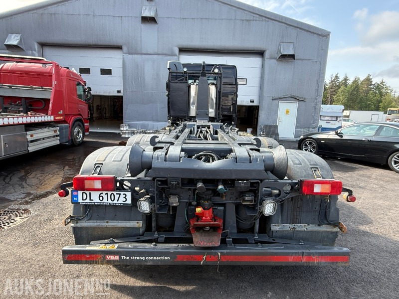 2007 Volvo FH 520 Krokbil - EU godkjent til 2026 - Krok med knekk - Alufelger - Luftstyrt hengerfeste - EU OK -Euro4T - 334487km - Camión multibasculante: foto 4 2007 Volvo FH 520 Krokbil - EU godkjent til 2026 - Krok med knekk - Alufelger - Luftstyrt hengerfeste - EU OK -Euro4T - 334487km - Camión multibasculante: foto 4