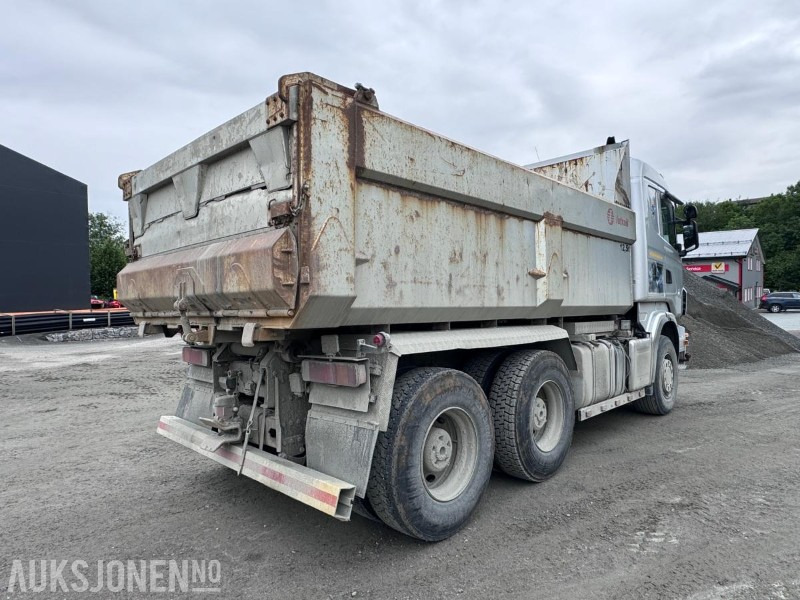 2008 Scania R-serie 560 Tippbil - 6x4 - Istrail påbygg - Navreduksjon - Akseltrykkfordeler - EU godkjent - Camión volquete: foto 4 2008 Scania R-serie 560 Tippbil - 6x4 - Istrail påbygg - Navreduksjon - Akseltrykkfordeler - EU godkjent - Camión volquete: foto 4