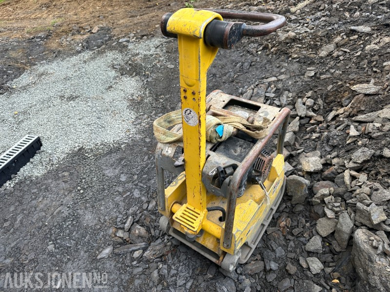 2008 Wacker Neuson vibroplate BPU 3050A - Rodillo: foto 3 2008 Wacker Neuson vibroplate BPU 3050A - Rodillo: foto 3