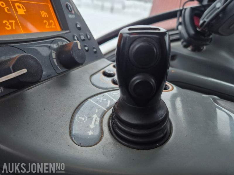 Tractor 2009 Valtra T202 Direct Jubileum, laster, 50 km/t: foto 19 Tractor 2009 Valtra T202 Direct Jubileum, laster, 50 km/t: foto 19