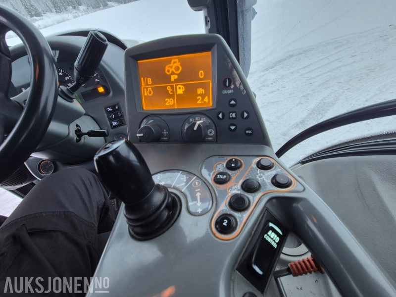 Tractor 2009 Valtra T202 Direct Jubileum, laster, 50 km/t: foto 20 Tractor 2009 Valtra T202 Direct Jubileum, laster, 50 km/t: foto 20