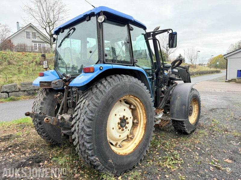 2010 New Holland T5070 traktor / Trima frontlaster / 4X4 - Tractor: foto 5 2010 New Holland T5070 traktor / Trima frontlaster / 4X4 - Tractor: foto 5