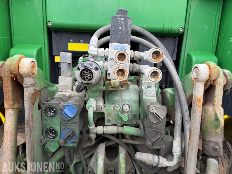 Tractor 2011 John Deere 6230 Premium 40 km: foto 17 Tractor 2011 John Deere 6230 Premium 40 km: foto 17