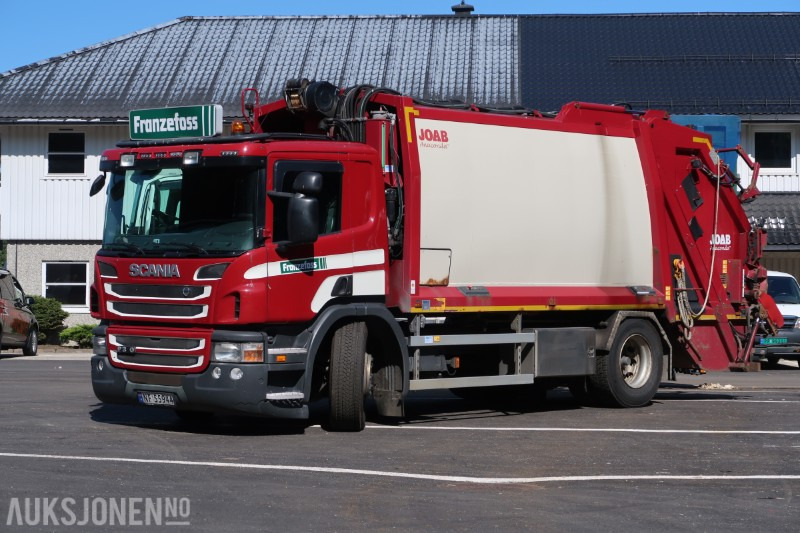 2012 Scania P320 4X2 HNB Komprimatorbil / Renovasjonsbil / 269 775 km - Camión de basura: foto 1 2012 Scania P320 4X2 HNB Komprimatorbil / Renovasjonsbil / 269 775 km - Camión de basura: foto 1
