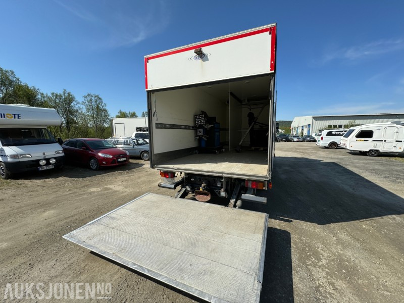 2013 MAN TGL 8.220 4X2BL - 18PL Carrier Frys - Bakløft - EU-Godkjent - Camión caja cerrada: foto 4 2013 MAN TGL 8.220 4X2BL - 18PL Carrier Frys - Bakløft - EU-Godkjent - Camión caja cerrada: foto 4