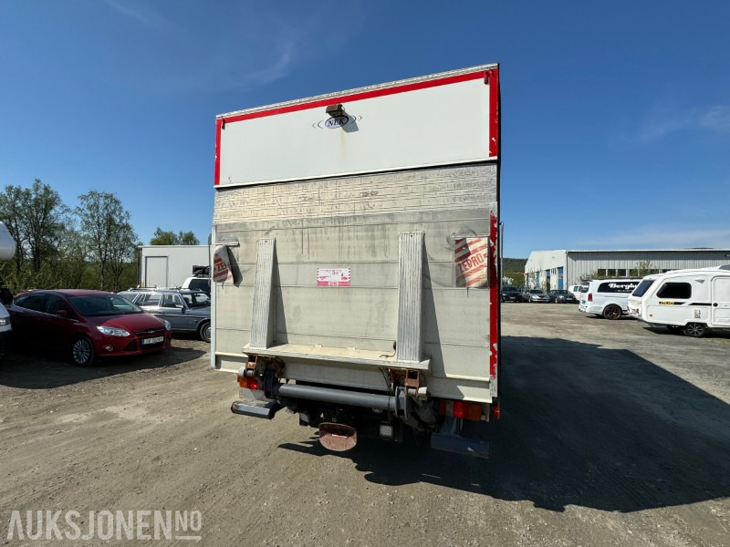 2013 MAN TGL 8.220 4X2BL - 18PL Carrier Frys - Bakløft - EU-Godkjent - Camión caja cerrada: foto 5 2013 MAN TGL 8.220 4X2BL - 18PL Carrier Frys - Bakløft - EU-Godkjent - Camión caja cerrada: foto 5