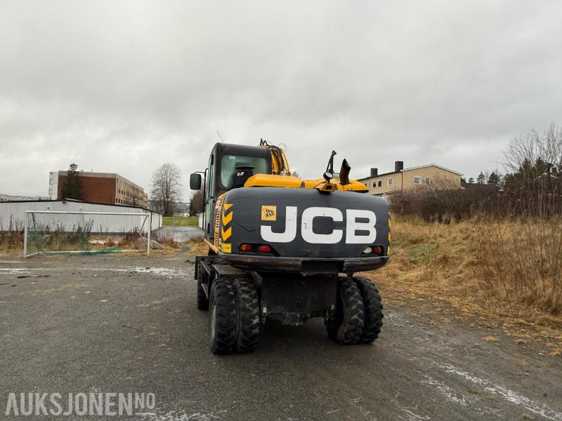 2014 JCB JS145W T4 Hjulgraver - KUN 9.216 arbeidstimer! ENGCON Rototilt, SERTIFISERT! 3 skuffer, sentralsmøring og hurtigkobling, - Excavadora: foto 5 2014 JCB JS145W T4 Hjulgraver - KUN 9.216 arbeidstimer! ENGCON Rototilt, SERTIFISERT! 3 skuffer, sentralsmøring og hurtigkobling, - Excavadora: foto 5