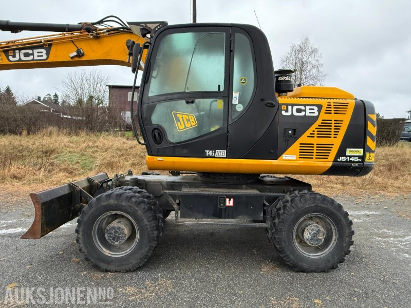 2014 JCB JS145W T4 Hjulgraver - KUN 9.216 arbeidstimer! ENGCON Rototilt, SERTIFISERT! 3 skuffer, sentralsmøring og hurtigkobling, - Excavadora: foto 3 2014 JCB JS145W T4 Hjulgraver - KUN 9.216 arbeidstimer! ENGCON Rototilt, SERTIFISERT! 3 skuffer, sentralsmøring og hurtigkobling, - Excavadora: foto 3