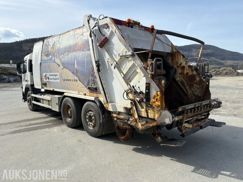 2014 Volvo FM 420 renovasjonsbil med 2-kammers løsning - Camión de basura: foto 4 2014 Volvo FM 420 renovasjonsbil med 2-kammers løsning - Camión de basura: foto 4