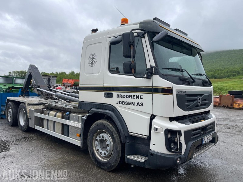 2014 Volvo FMX * Krokløft * 275076 km * Godkjent som skolebil * Eu godkjent til 25.08.2025 - Camión multibasculante: foto 2 2014 Volvo FMX * Krokløft * 275076 km * Godkjent som skolebil * Eu godkjent til 25.08.2025 - Camión multibasculante: foto 2