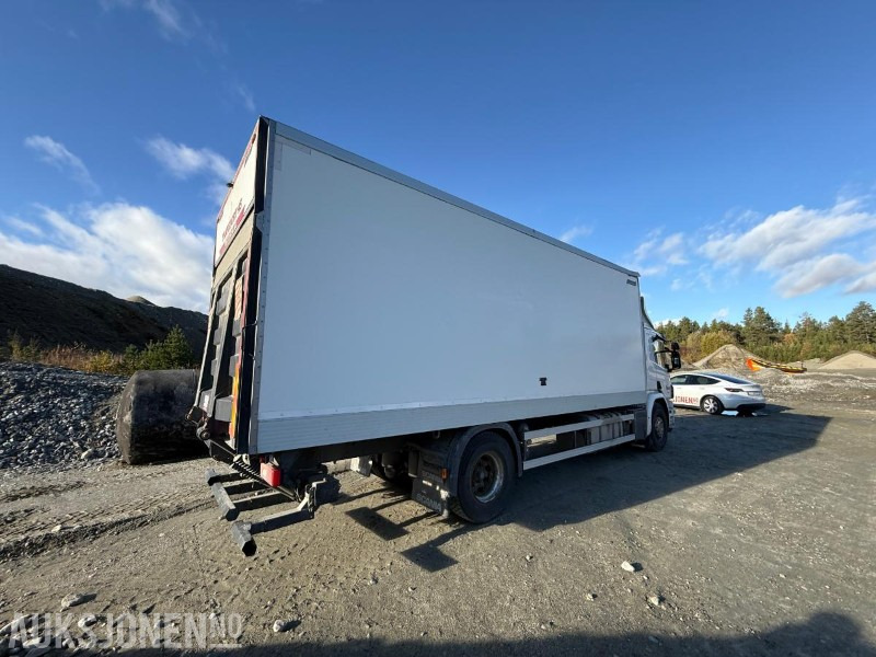 2015 Scania P280 DB 4x2 MNB Euro 6 – Zepro bakløfter – 267 700 km - Camión caja cerrada: foto 5 2015 Scania P280 DB 4x2 MNB Euro 6 – Zepro bakløfter – 267 700 km - Camión caja cerrada: foto 5
