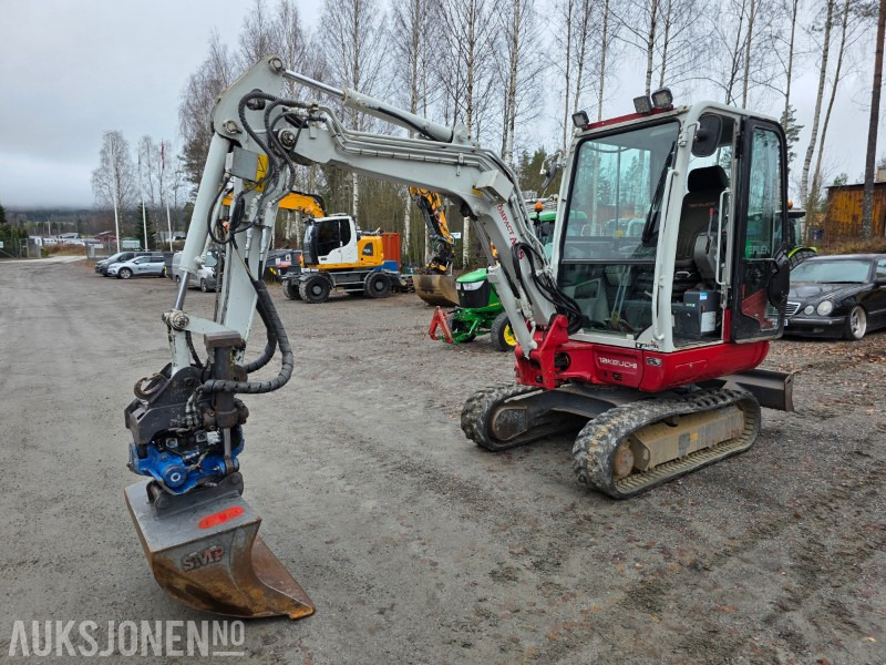 2015 Takeuchi TB230 minigraver 2,8 T SMP rototilt - Miniexcavadora: foto 1 2015 Takeuchi TB230 minigraver 2,8 T SMP rototilt - Miniexcavadora: foto 1