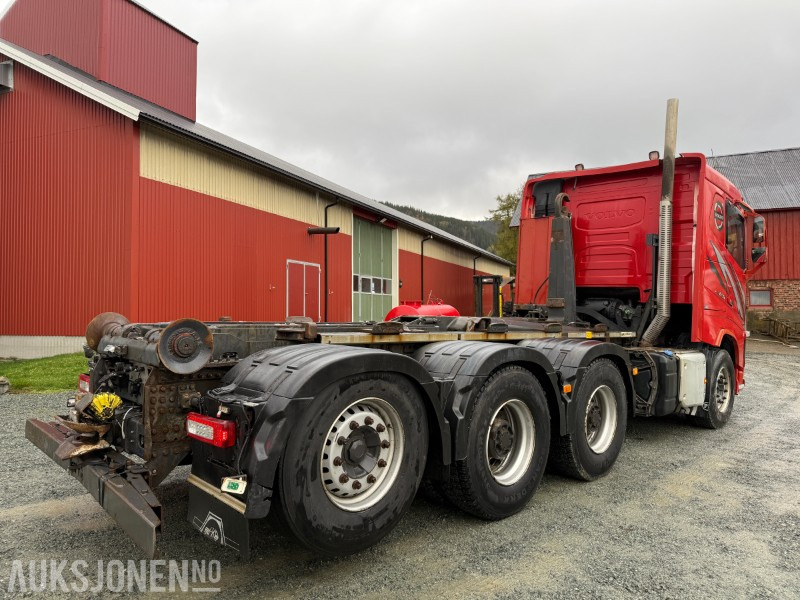 2015 Volvo FH16 650 8x4 med AJK Hydrolift krokløft og I-Shift - Camión multibasculante: foto 4 2015 Volvo FH16 650 8x4 med AJK Hydrolift krokløft og I-Shift - Camión multibasculante: foto 4