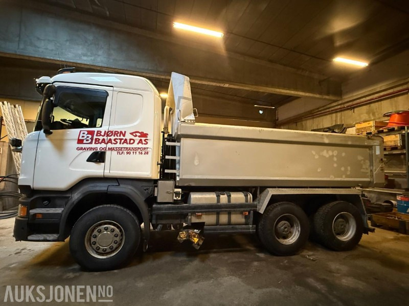 2016 Scania R580 6x4 Tippbil med oppvarmet plan og brøyteoppsett - Camión volquete: foto 2 2016 Scania R580 6x4 Tippbil med oppvarmet plan og brøyteoppsett - Camión volquete: foto 2