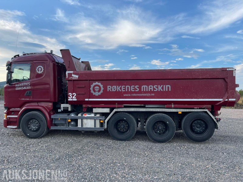 2016 Scania R580 8x4 Tridem Kombibil med kun 254000 km - Camión volquete: foto 4 2016 Scania R580 8x4 Tridem Kombibil med kun 254000 km - Camión volquete: foto 4