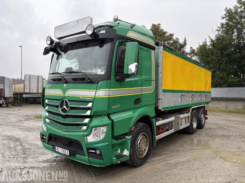 2017 Mercedes-Benz 2553 ACTROS container bil - Camión chasis: foto 1 2017 Mercedes-Benz 2553 ACTROS container bil - Camión chasis: foto 1
