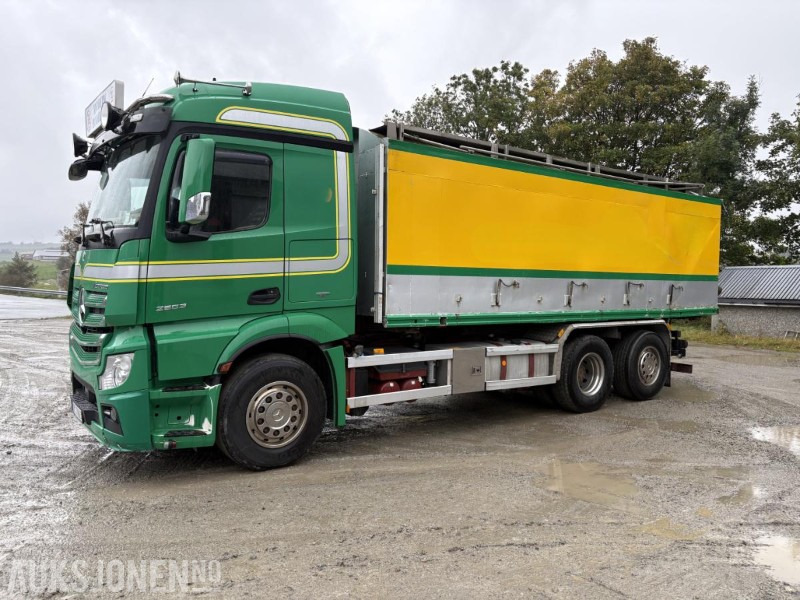 2017 Mercedes-Benz 2553 ACTROS container bil - Camión chasis: foto 2 2017 Mercedes-Benz 2553 ACTROS container bil - Camión chasis: foto 2